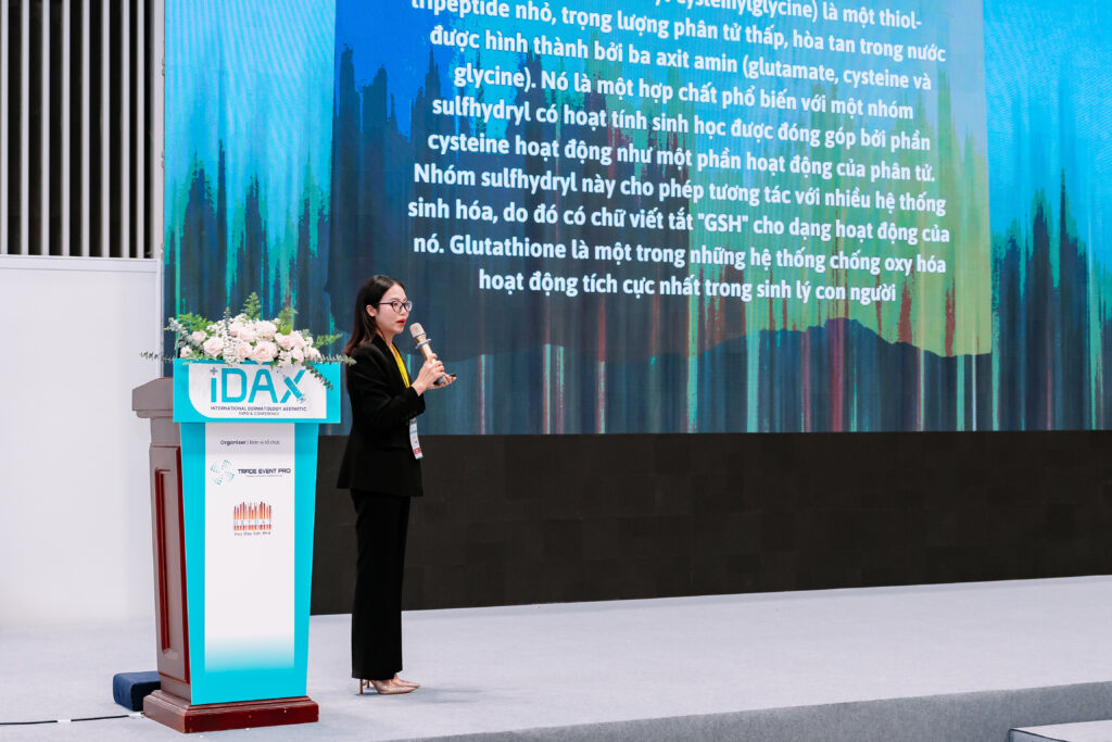 Series of professional seminars were held throughout the event.